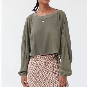 NWOT Urban Outfitters Long Sleeve Green Tee